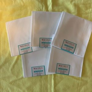 Bundle of Waverly White Fat Quarters